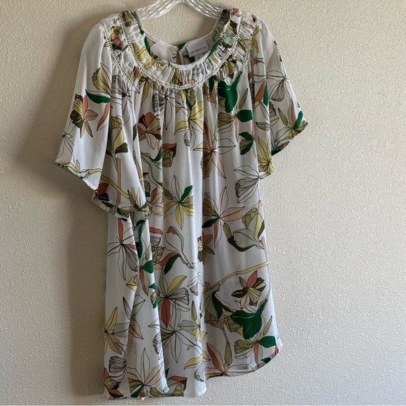 Liz Claiborne Women's Multicolor Floral Short Sleeve Blouse Size XL - Picture 2 of 7